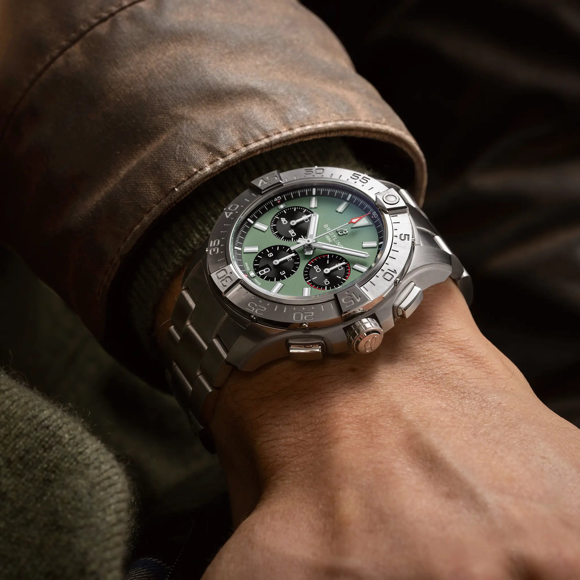 Breitling Avenger B01 Chronograph 44 reference AB0147101L1A1 with Green dial, Stainless steel case, bracelet, on-wrist view
