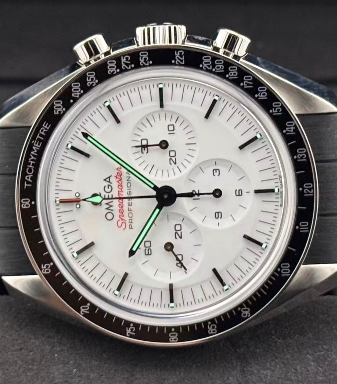 Omega Speedmaster Moonwatch Professional white dial 310.32.42.50.04.001 on black perforated leather strap
