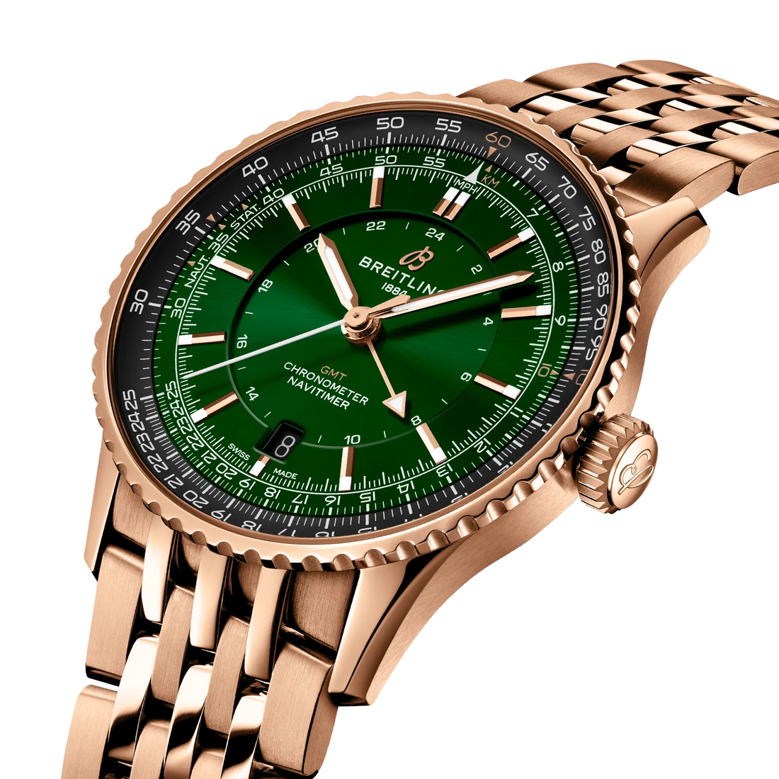 Breitling Navitimer Automatic GMT 41 reference R32310251L1R1 with Green dial, Small scale traceable 18K red gold case, bracelet, three-quarter view