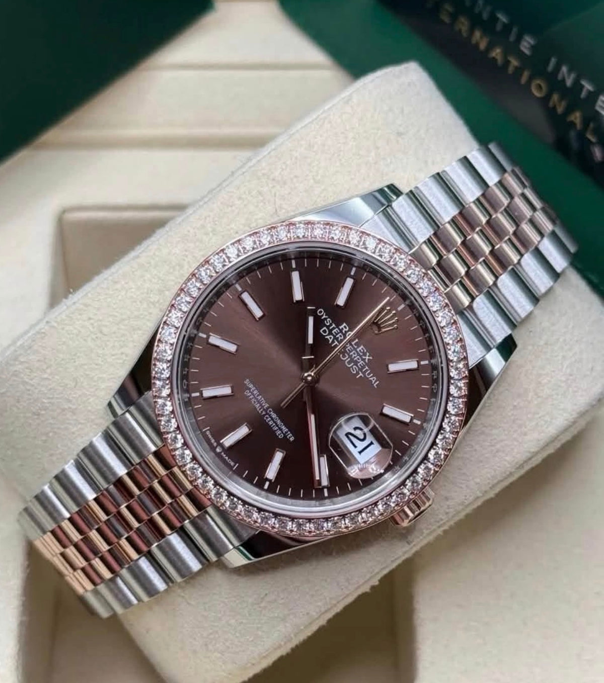 Rolex Datejust 36 126281RBR with chocolate dial, diamond bezel and steel and Everose gold Jubilee bracelet, diagonal view