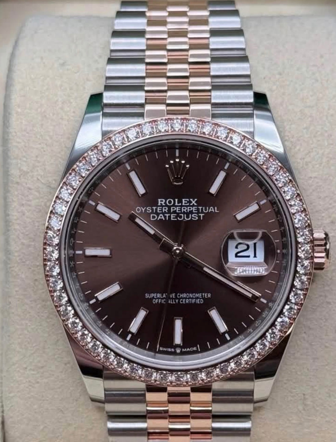 Unworn 2026 Rolex Datejust 36 126281RBR, chocolate baton dial, diamond bezel and Everose Rolesor Jubilee bracelet, front view