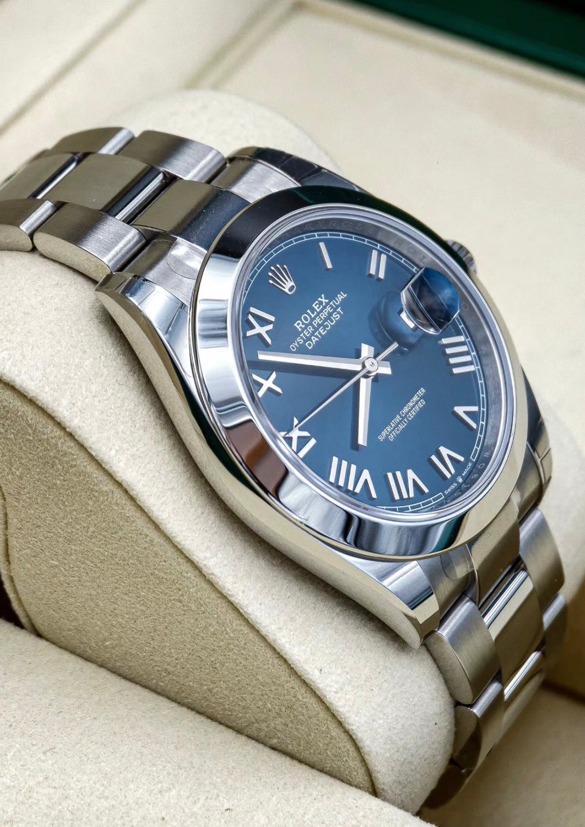 Rolex Datejust 41 126300 unworn 2026 bright blue Roman dial on Oyster bracelet, case profile view