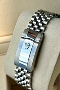 Rolex Datejust 41 126300 unworn 2026: Close-up of the folding Oysterclasp and Jubilee bracelet