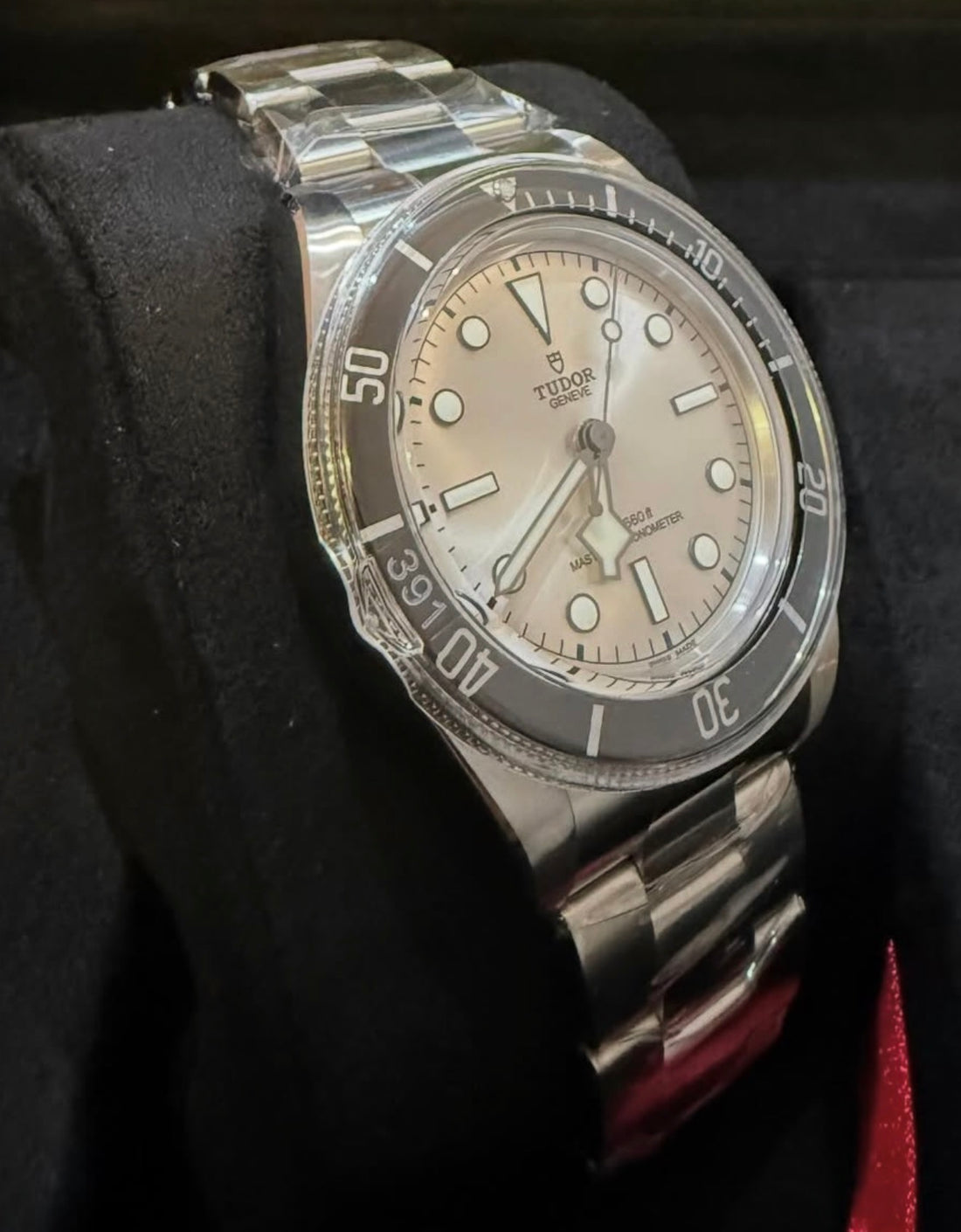Tudor Black Bay 68 M7943A1A0NU-0002 — Angled view of silver dial and black bezel