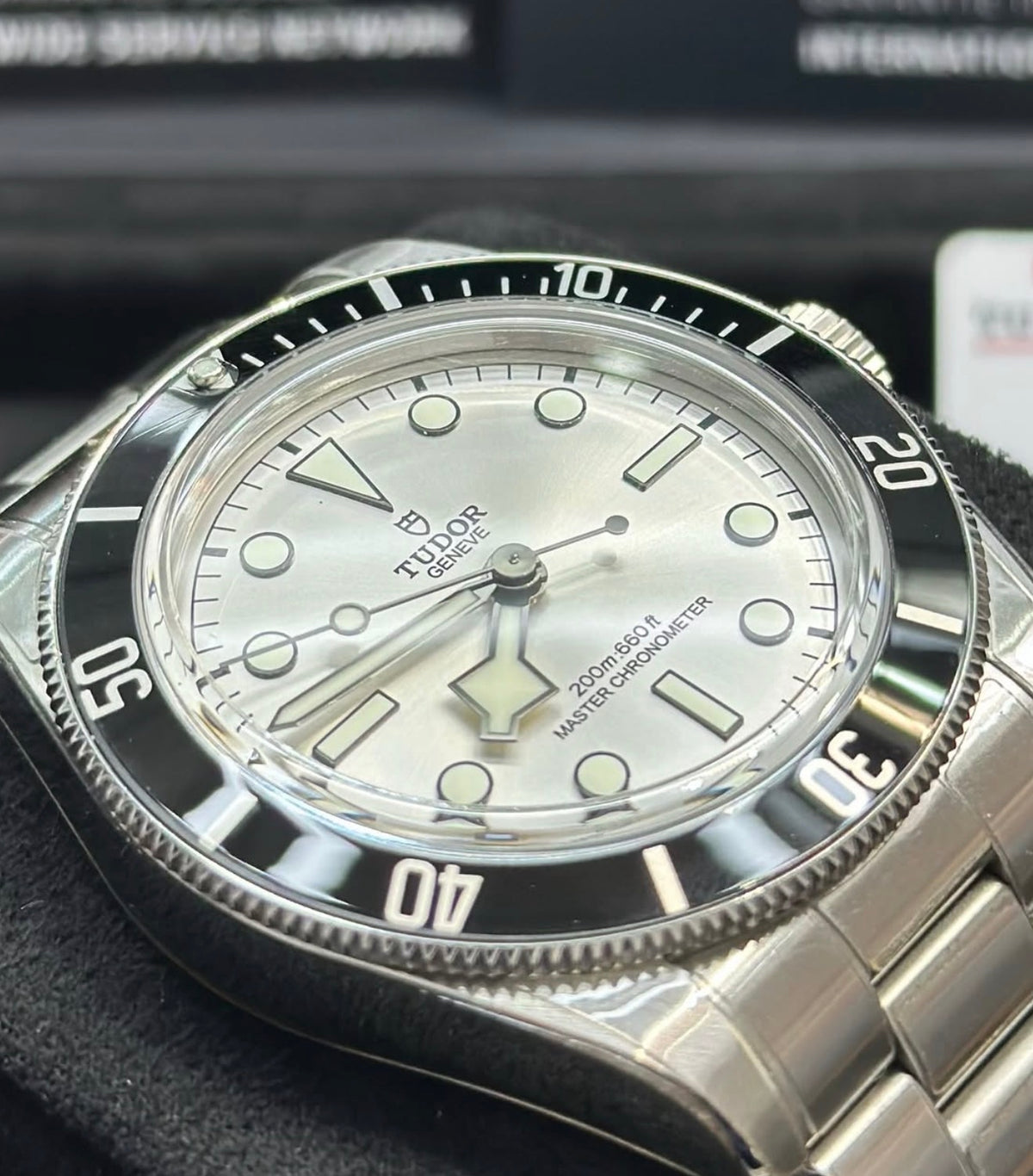 Tudor Black Bay 68 M7943A1A0NU-0002 — Sun-brushed silver dial close-up