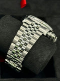 Tudor Black Bay Chrono M79360N-0024 five-link bracelet and opposite case profile