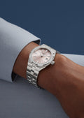 Vacheron Constantin Overseas Self-Winding 35 mm 4605V/200A-B971 — three-quarter view