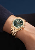 Vacheron Constantin Overseas Chronograph 42.5 mm 5520V/210R-B966 — three-quarter view