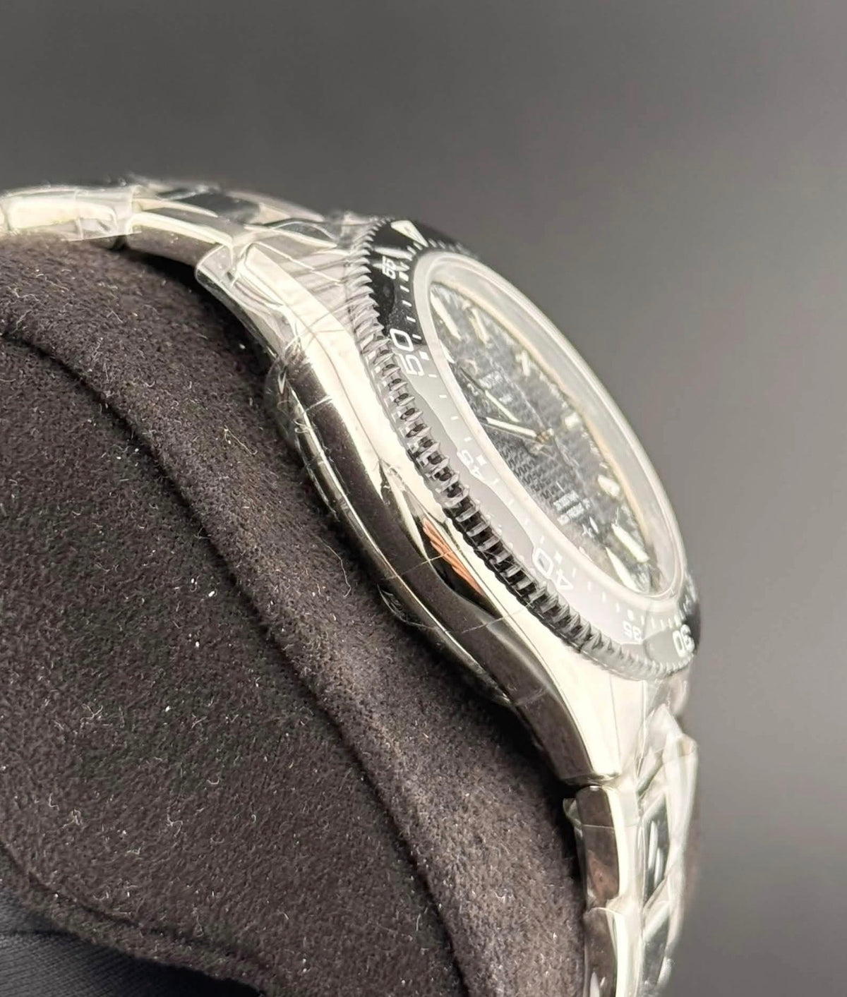 Zenith Chronomaster Solo Sport 03.5000.3620/21.M5000 black no-date — case profile