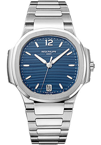 Patek Philippe Nautilus 7118/1A-001, straight-on front view
