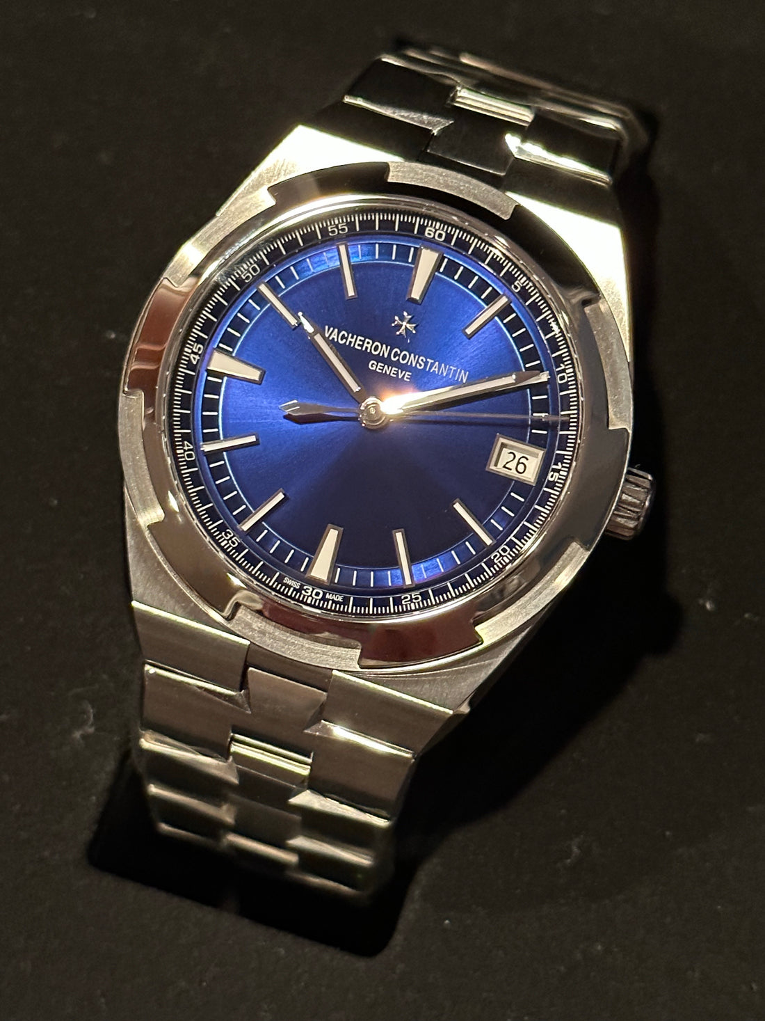 UNWORN 2023 Vacheron Constantin Overseas 41mm 4500V/110A Blue Dial